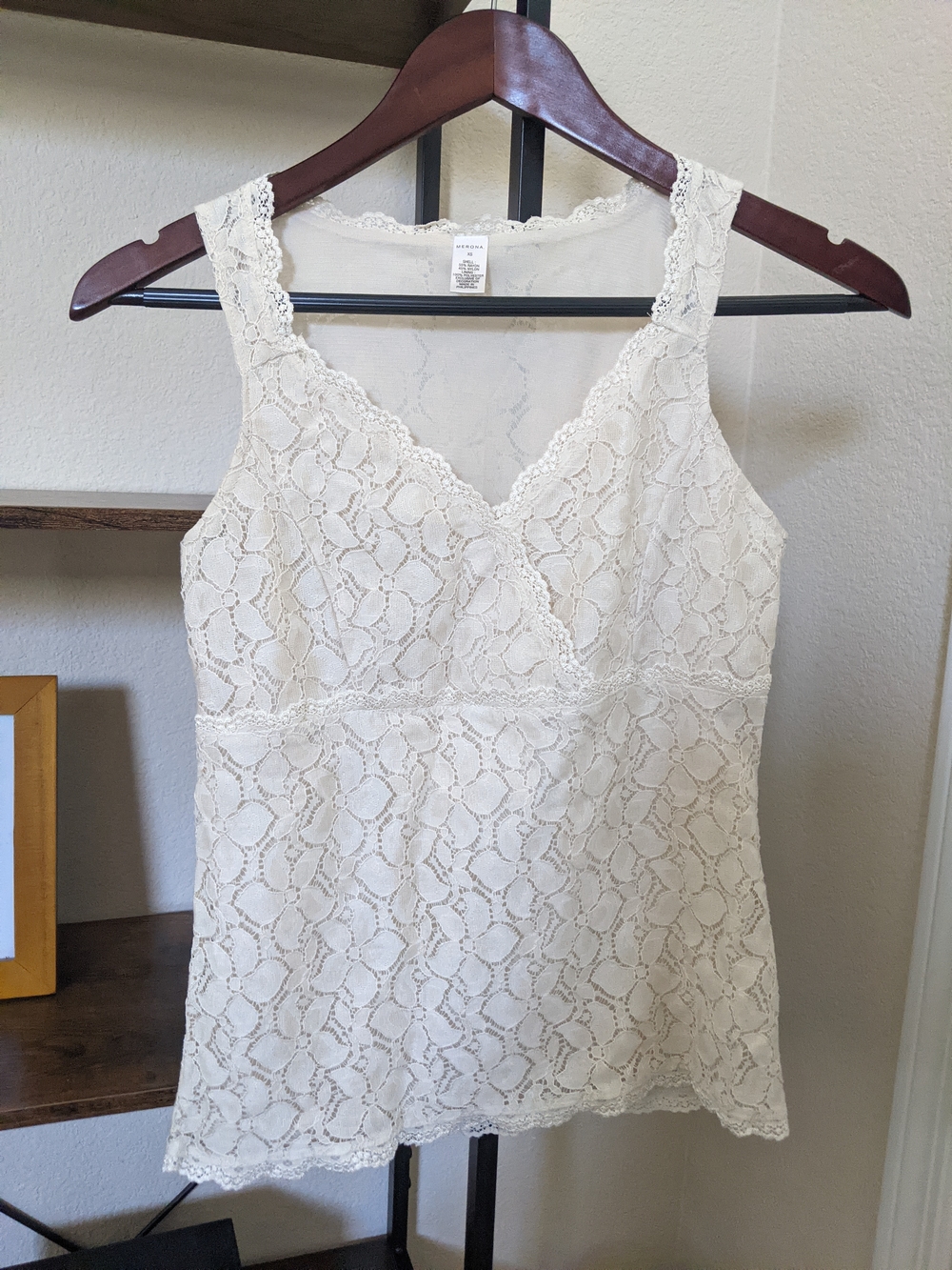 Merona Surplice Empire Lace Tank with Full Attached Lining XS Ivory